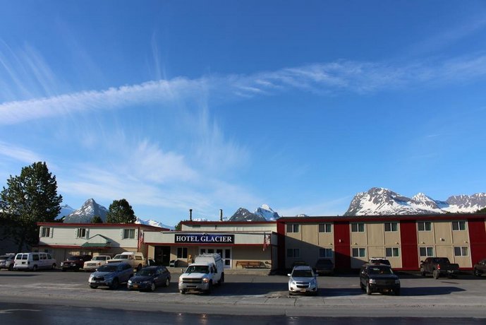 Glacier Sound Inn